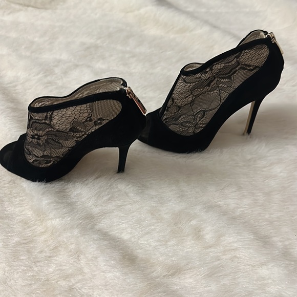 Karen Millen Size 36  lace / suede heeled booties - Picture 6 of 6